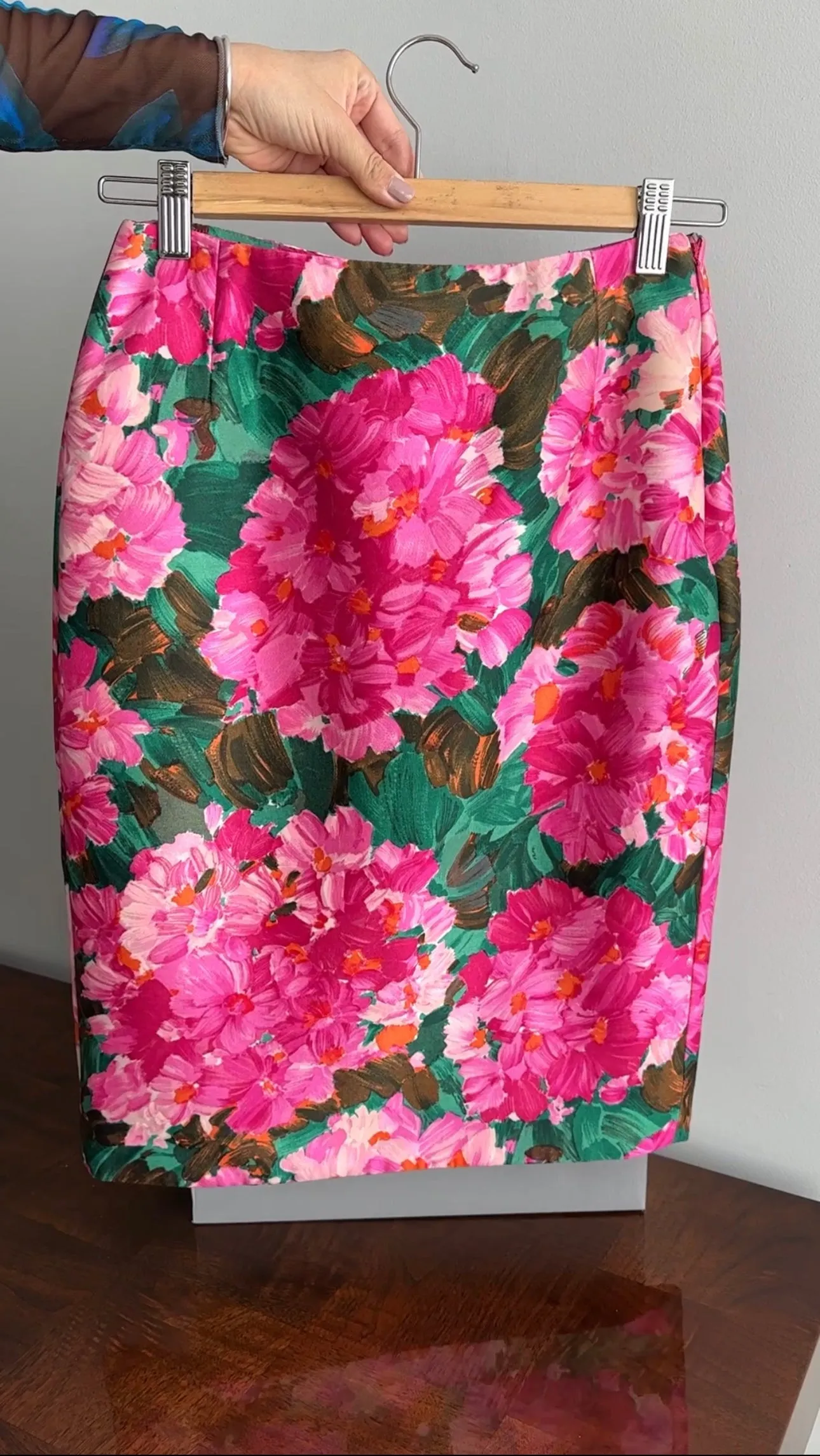 Balenciaga 2008 Pink and Green Floral Pencil Skirt - XS / 2