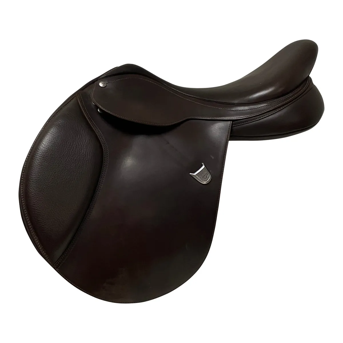 Bates Caprilli Close Contact Saddle in Chocolate - 17.5