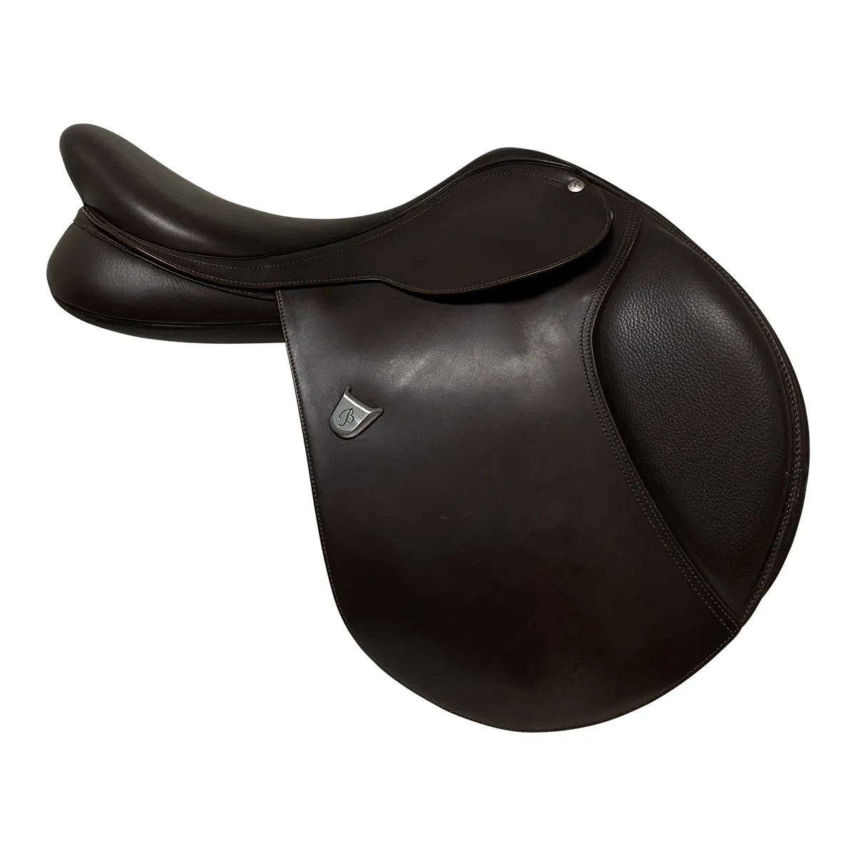 Bates Caprilli Close Contact Saddle in Chocolate - 17.5