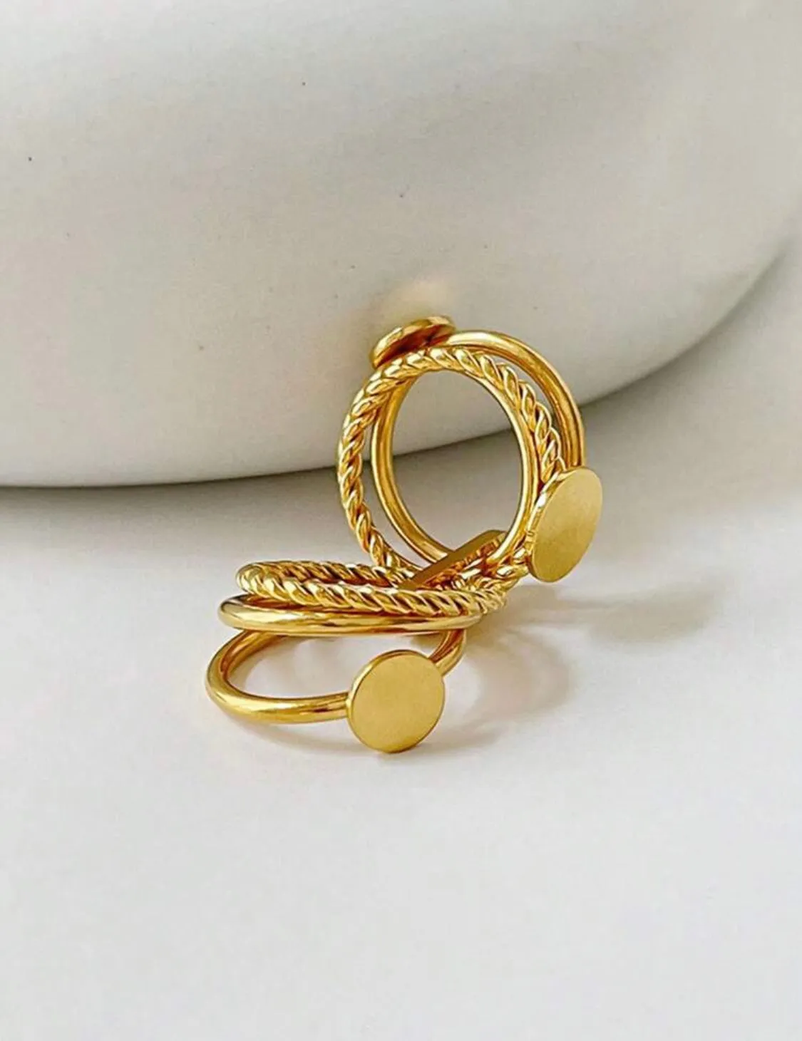 Circle Ring