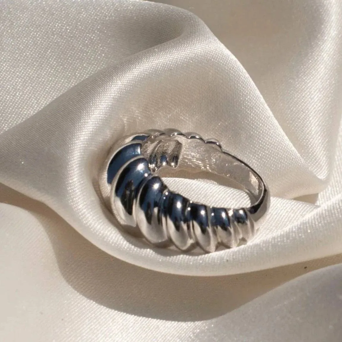 Croissant Ring