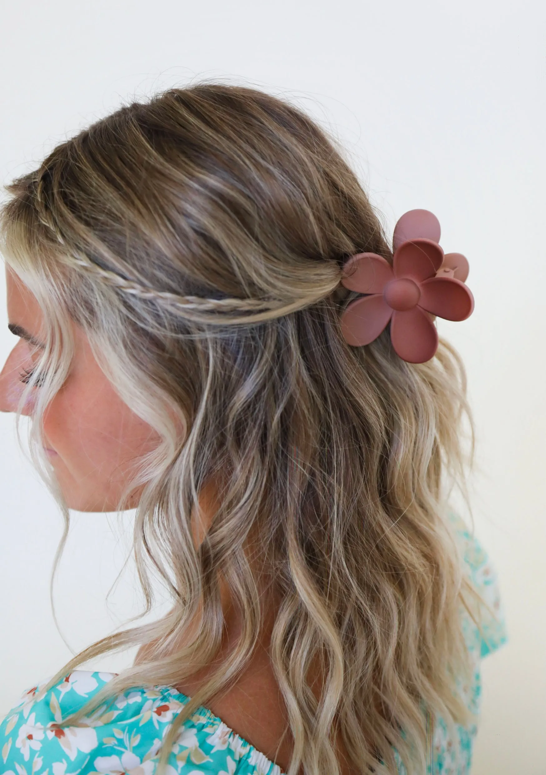 Daisy Hair Clips