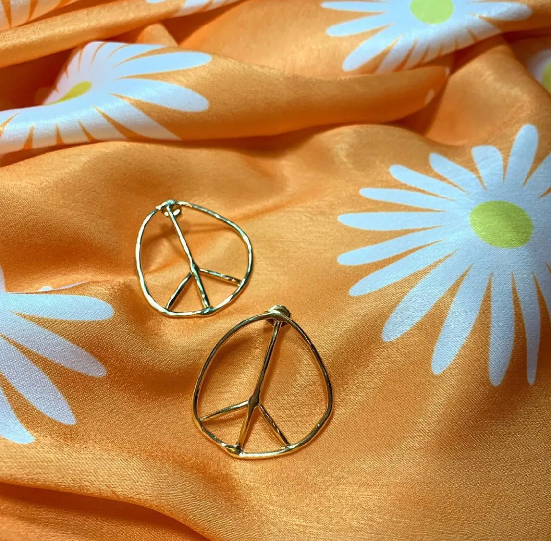 Doodle Peace Sign Stud Earrings