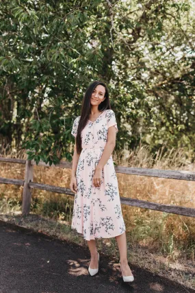 Lucy Floral Midi Dress in Blush