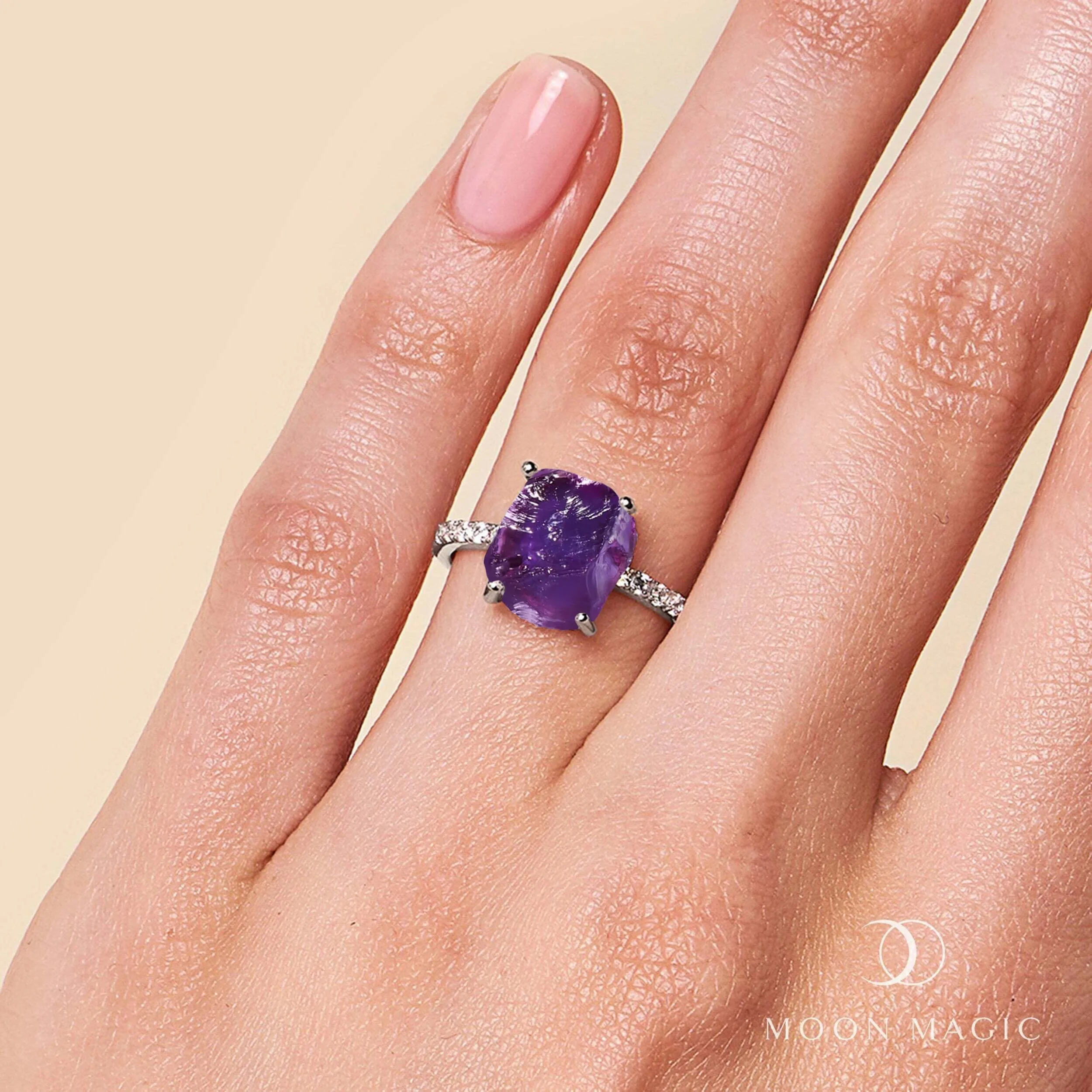 Raw Crystal Ring - Ritzy Amethyst