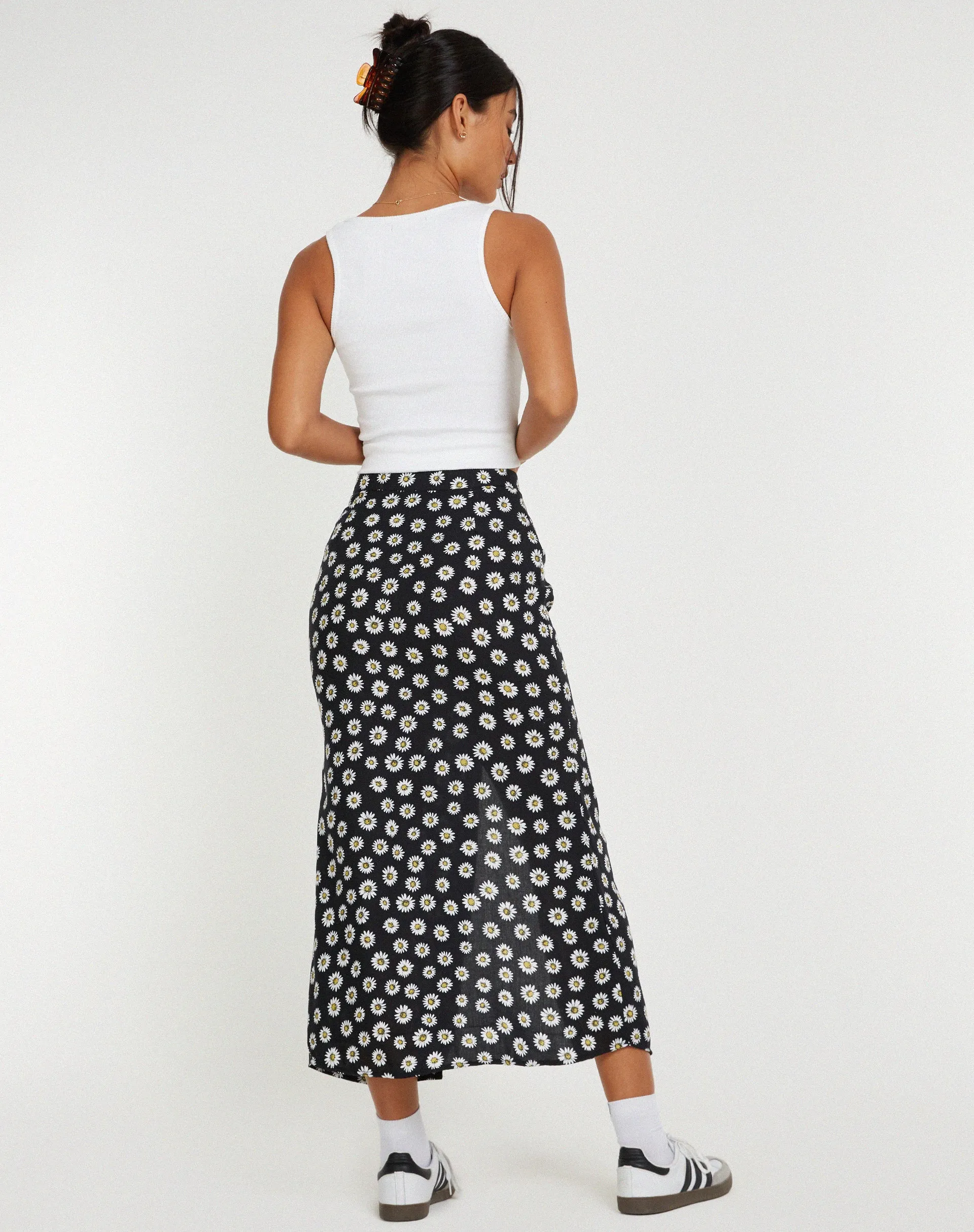 Rima Midi Skirt in Grunge Daisy Black