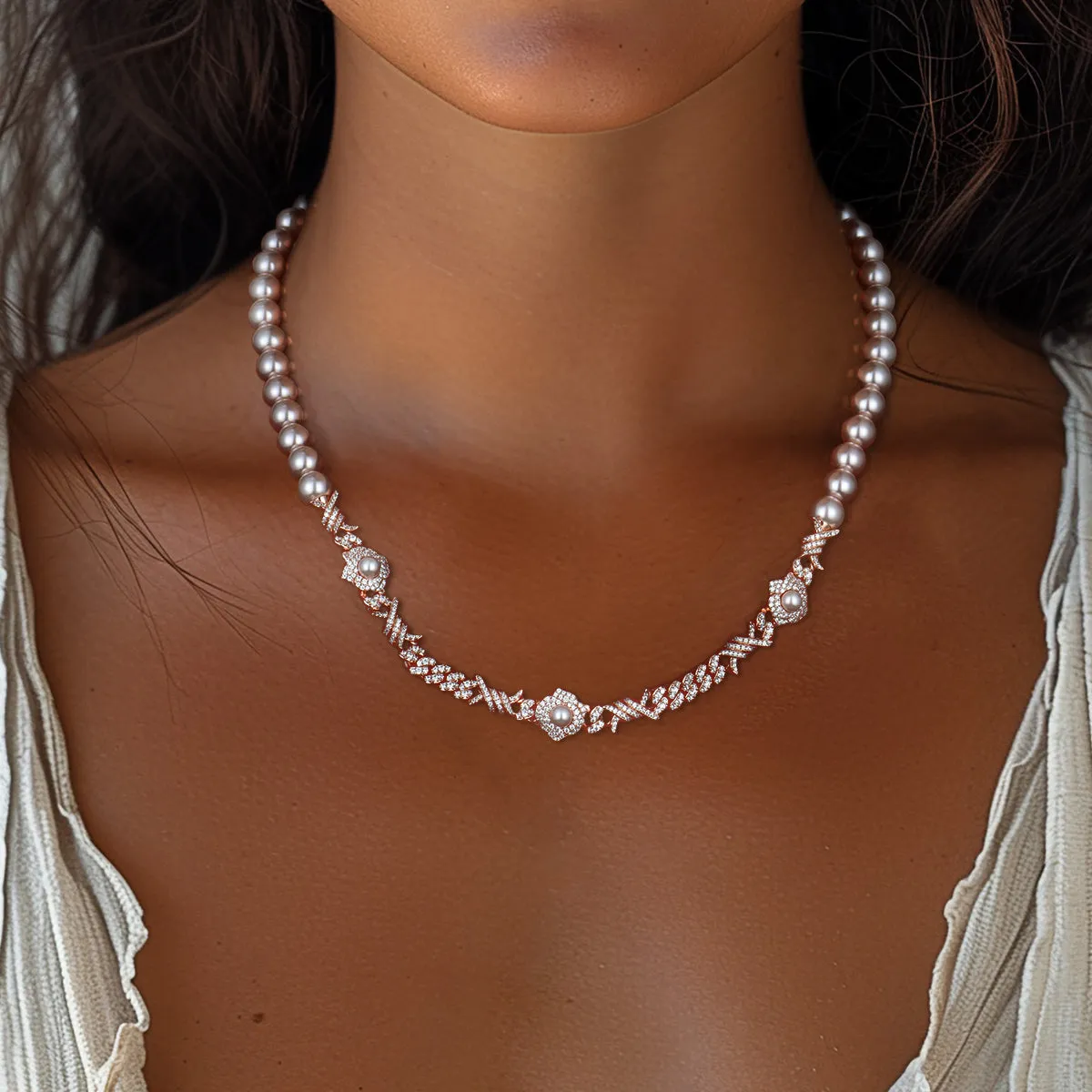 Rose Thorn Pearl Chain - 8mm