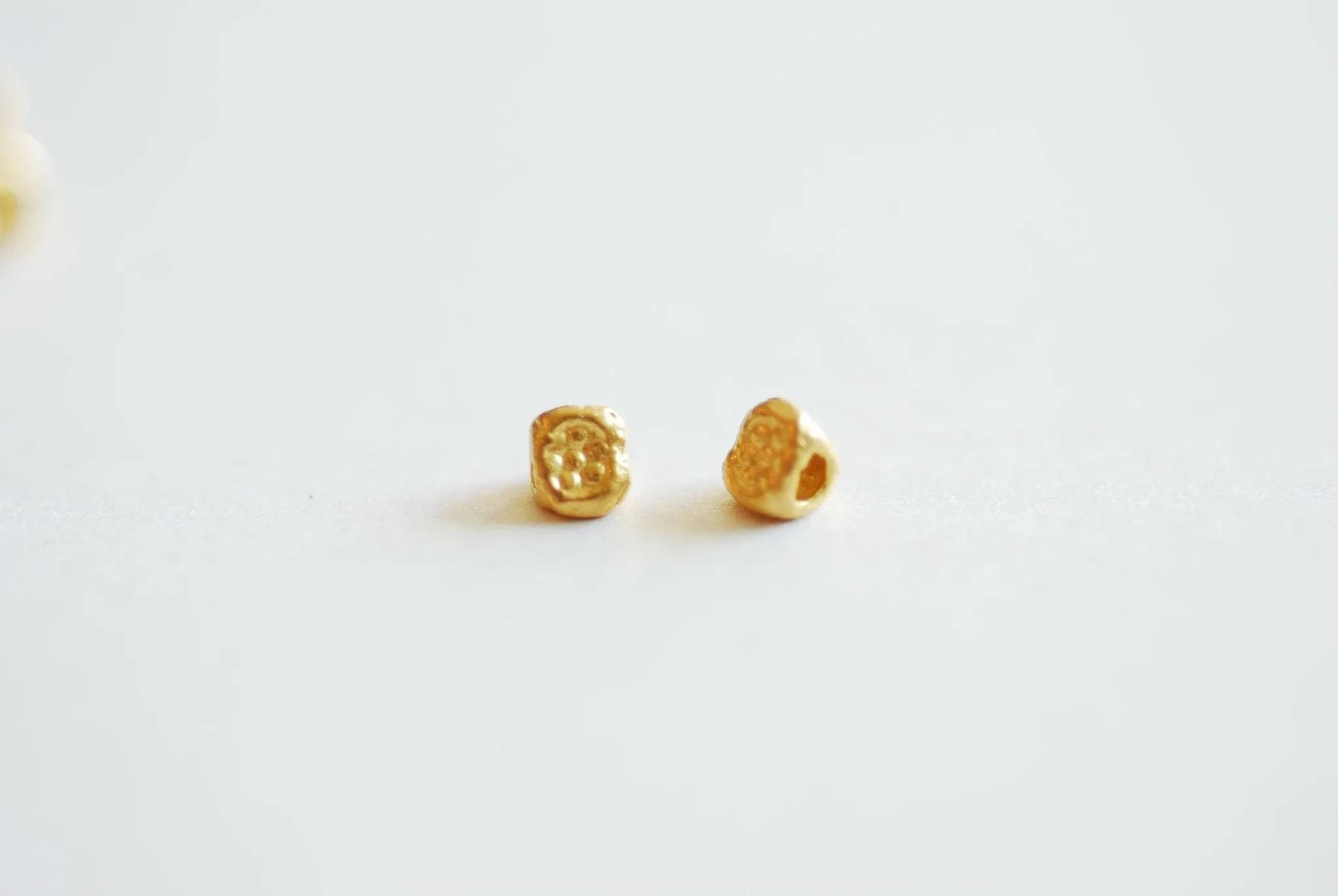 Wholesale 5 pieces Tiny nuggets bead - Vermeil Gold, 22k Gold plated over 925 Sterling Silver, irregular beads, faceted gold beads, flower beads, 444